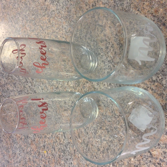 Mr. Mrs. Cheers Wine Champagne Flutes Glasses 4 Total New Never Used Wedding💒🥂 - Picture 1 of 3